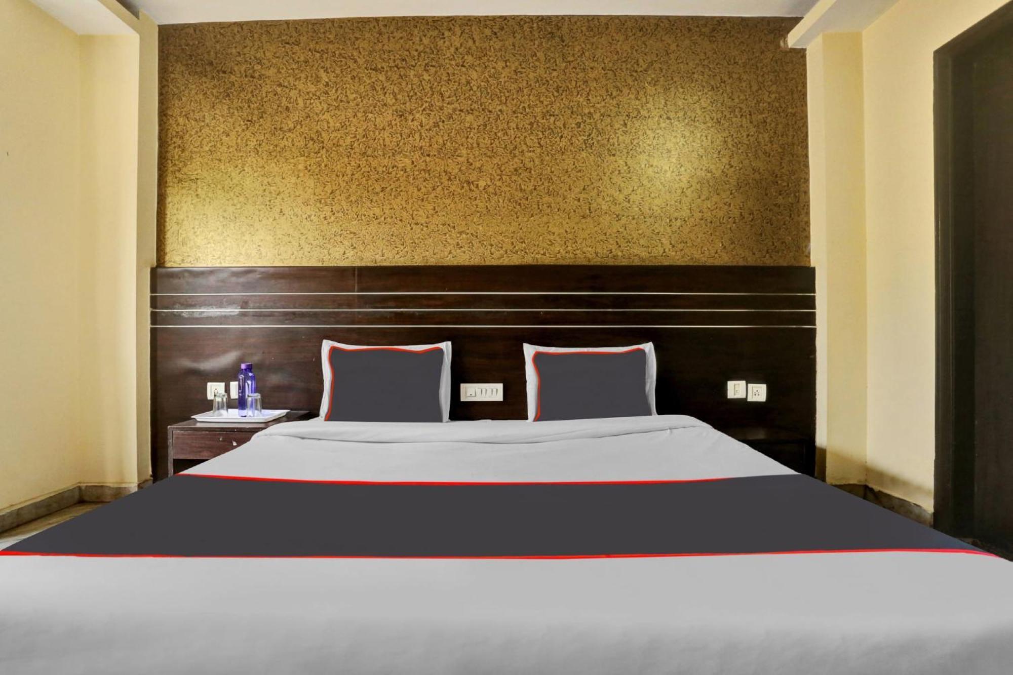 Hotel Platinum Sqs Key Γκουργκάον Εξωτερικό φωτογραφία